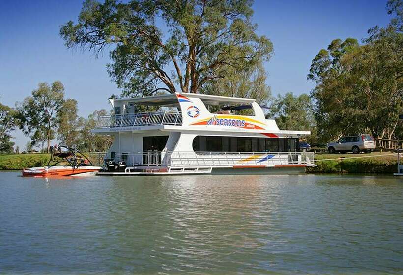 בית מלון כפרי All Seasons Houseboats