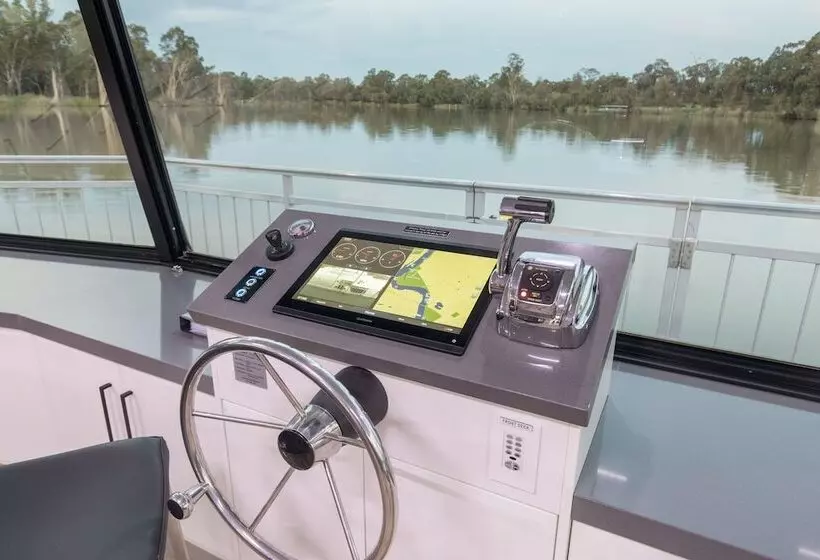 Hotelli All Seasons Houseboats