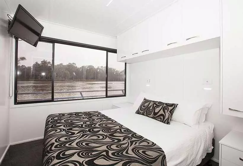 Hotelli All Seasons Houseboats