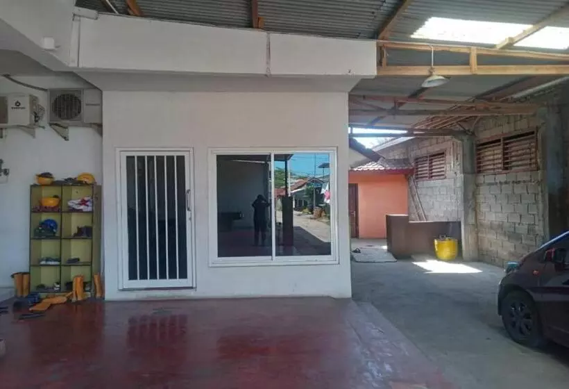 Hotelli Homestay Ana 2