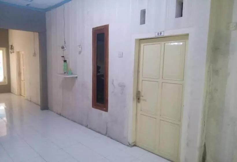 Hotelli Homestay Ana 2