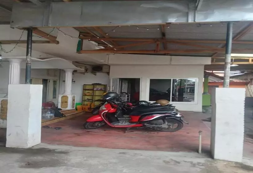 Hotelli Homestay Ana 2