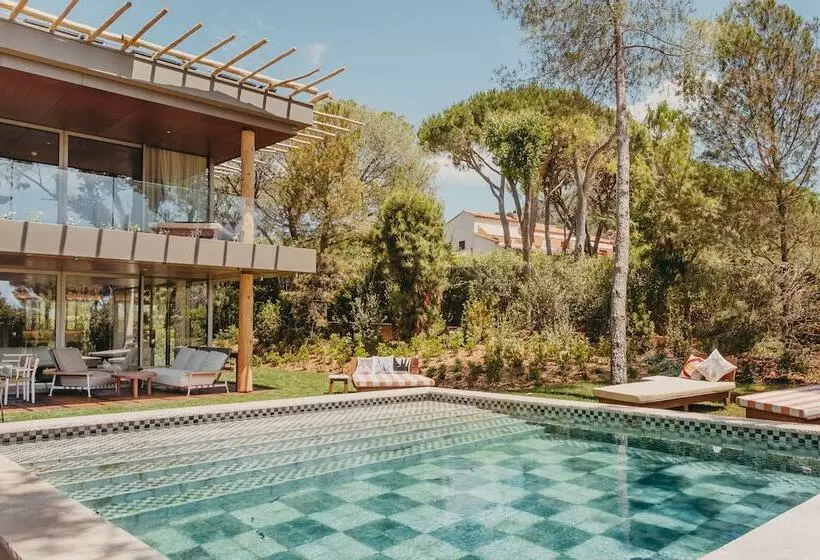 Hotelli Lily Of The Valley