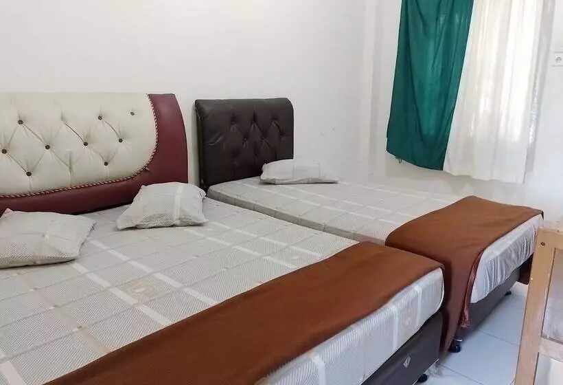 هتل Penginapan Syariah