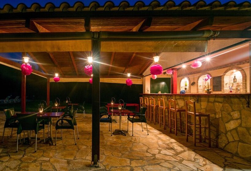 Rivendell Apartments