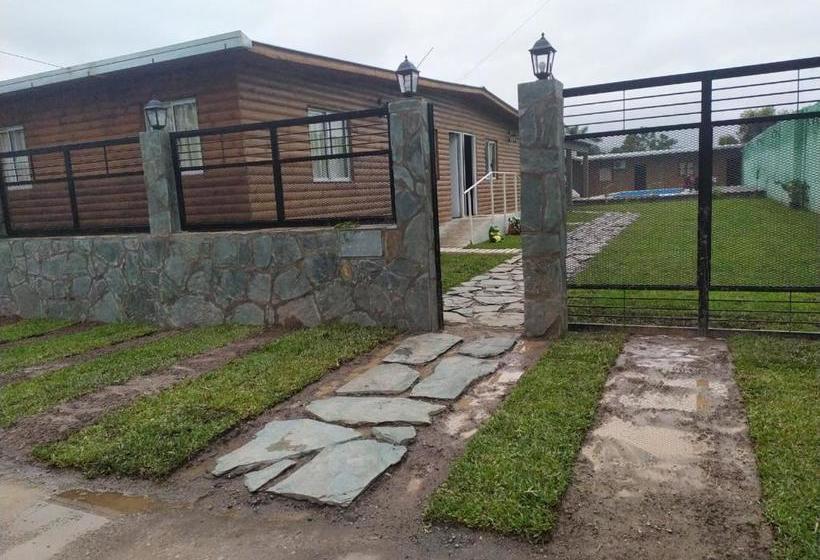 فندق صغير Hosteria Los Abuelos