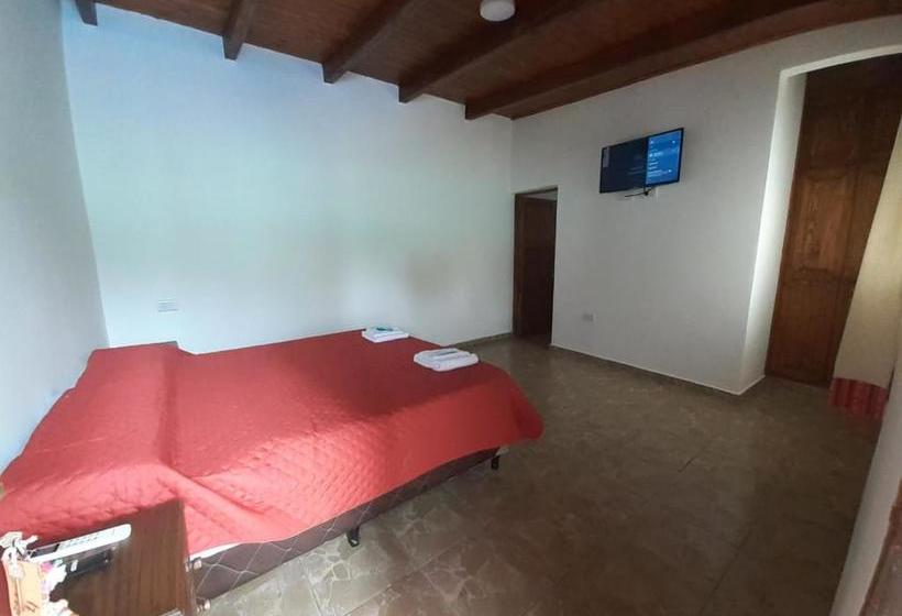 فندق صغير Hosteria Los Abuelos