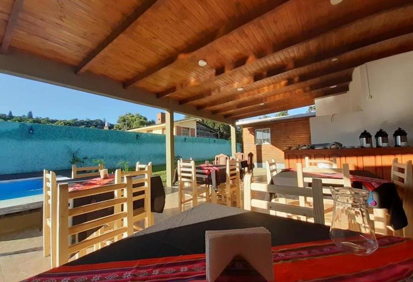 فندق صغير Hosteria Los Abuelos