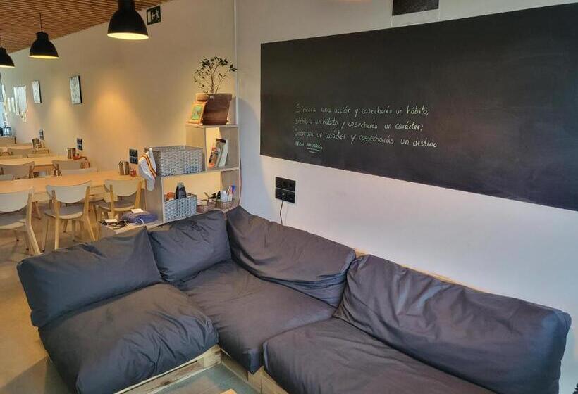 Общежитие Los Tres Abetos