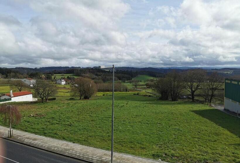 Общежитие Los Tres Abetos