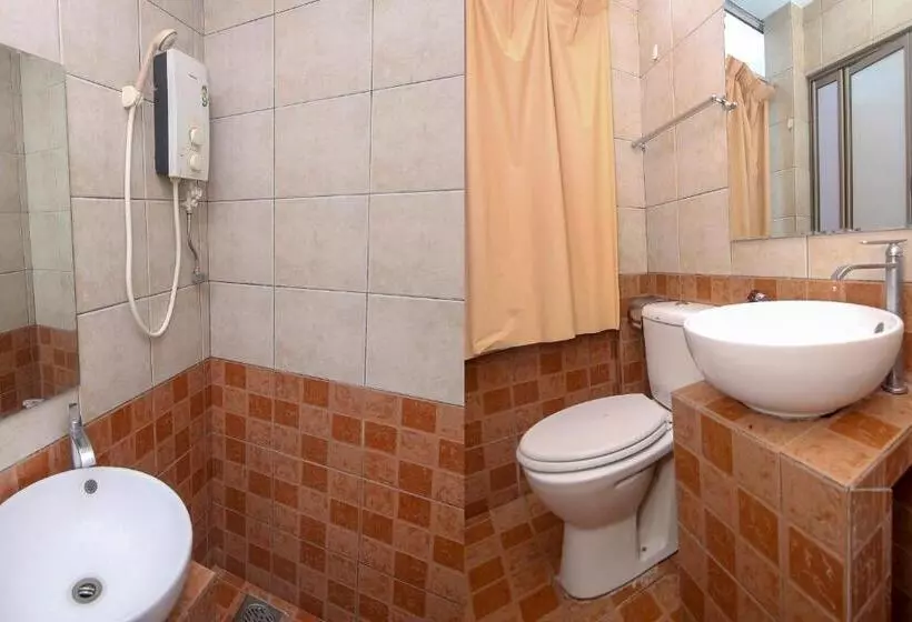 هتل Nice Stay Three Six Five Services