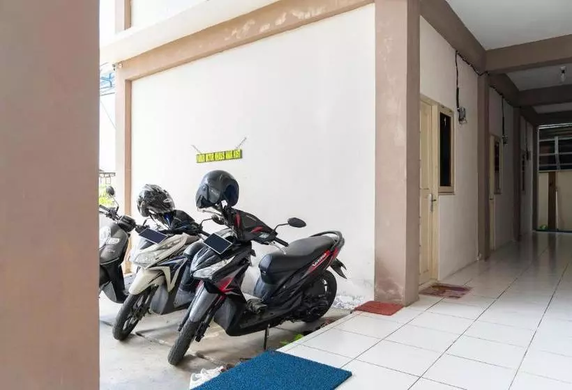 ペンション Koolkost Female Syariah Near Uniska Banjarbaru
