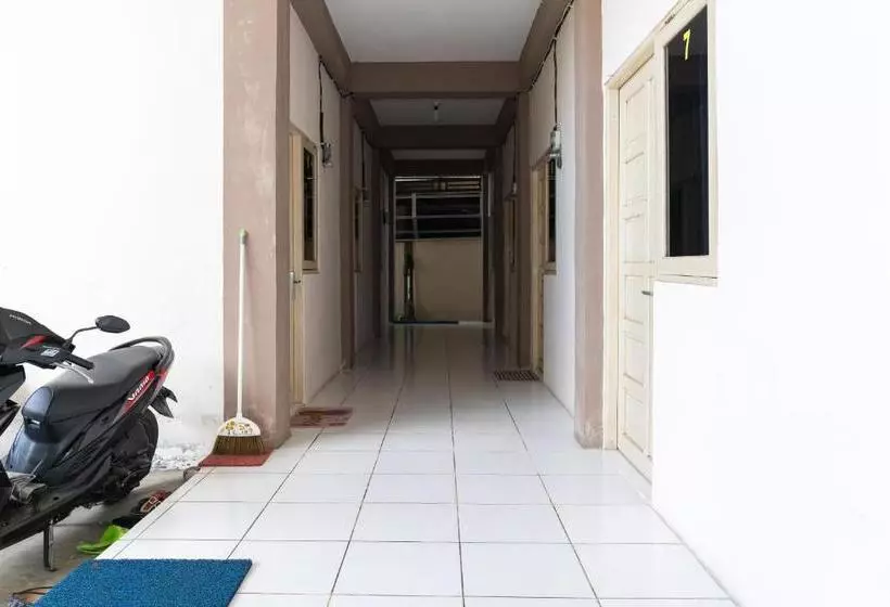 ペンション Koolkost Female Syariah Near Uniska Banjarbaru