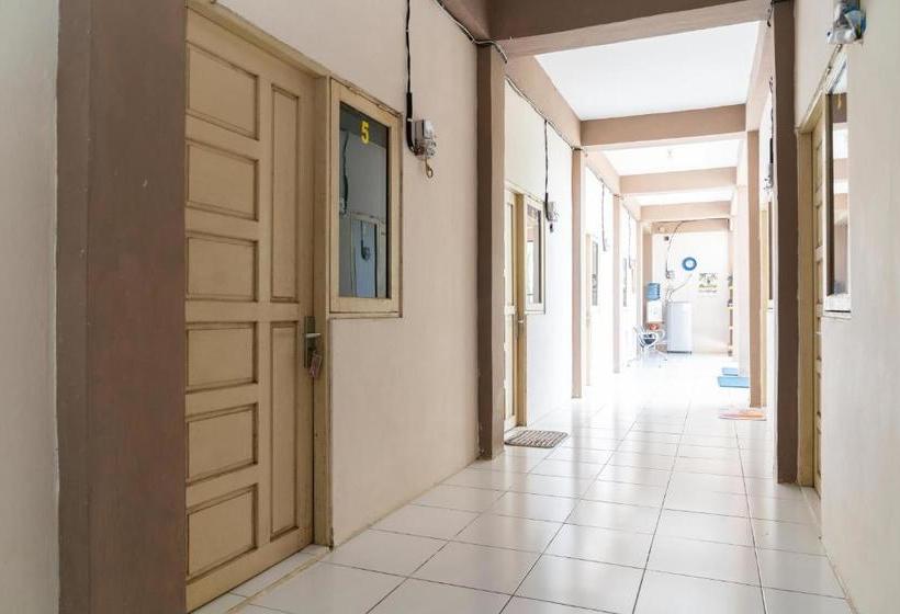 膳宿费 Koolkost Female Syariah Near Uniska Banjarbaru