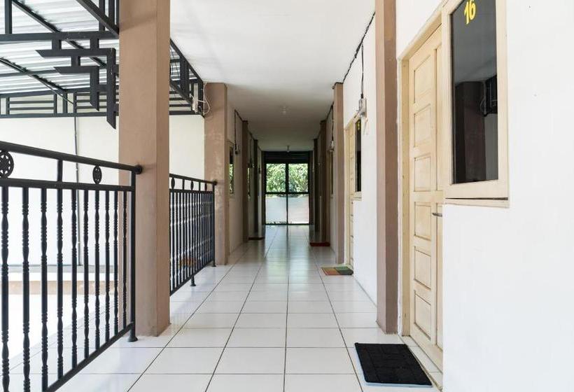 膳宿费 Koolkost Female Syariah Near Uniska Banjarbaru