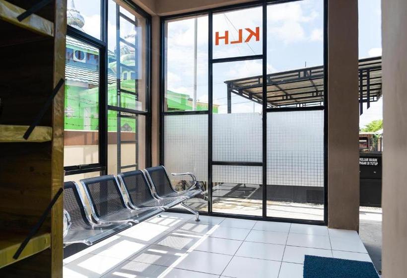 膳宿费 Koolkost Female Syariah Near Uniska Banjarbaru