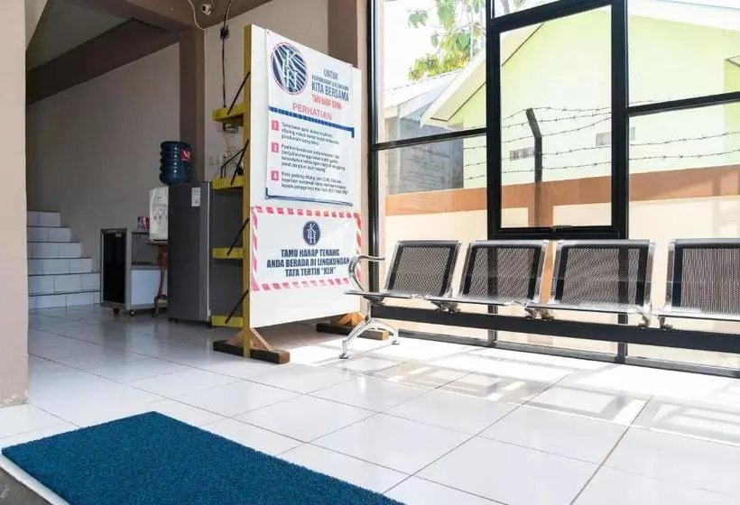 ペンション Koolkost Female Syariah Near Uniska Banjarbaru