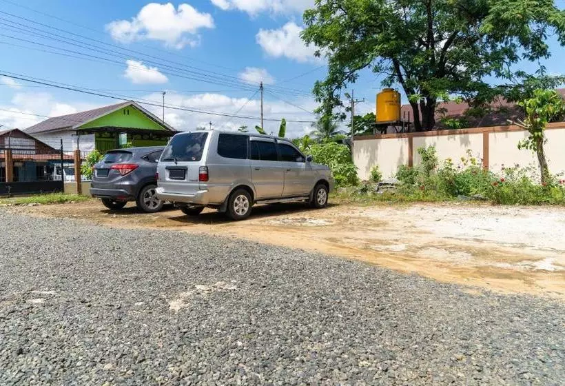 ペンション Koolkost Female Syariah Near Uniska Banjarbaru