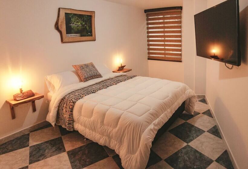 پانسیون Nogal Hostel