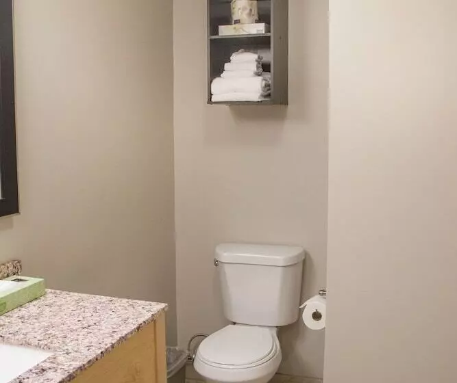 Bar Harbor Villager Motel   Downtown