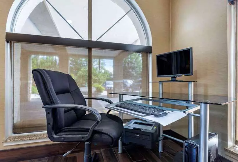 호텔 Comfort Inn Edison  New Brunswick