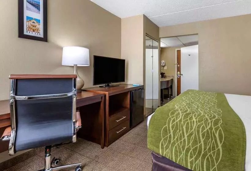 호텔 Comfort Inn Edison  New Brunswick