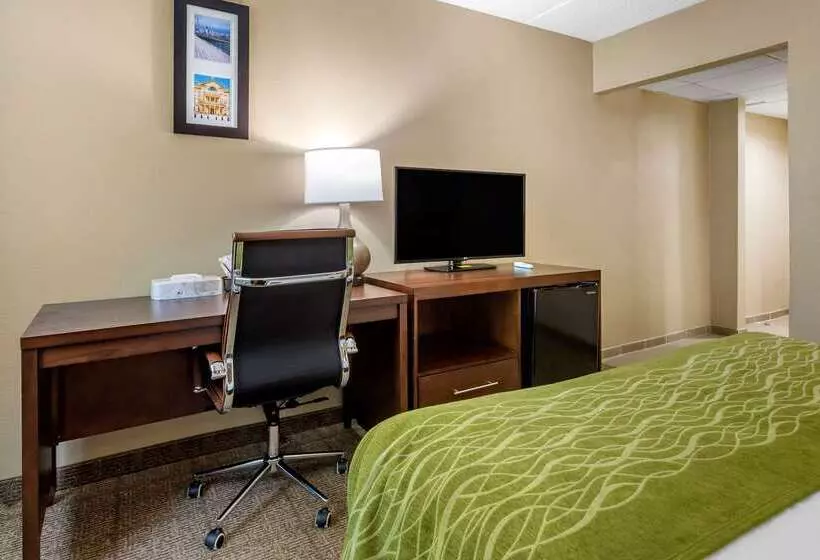 호텔 Comfort Inn Edison  New Brunswick