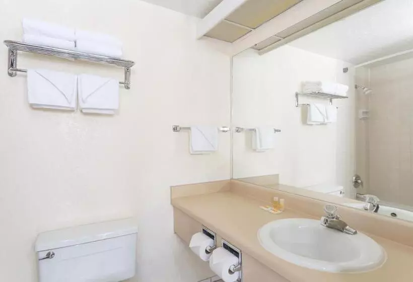 酒店 Days Inn By Wyndham Evanston Wy