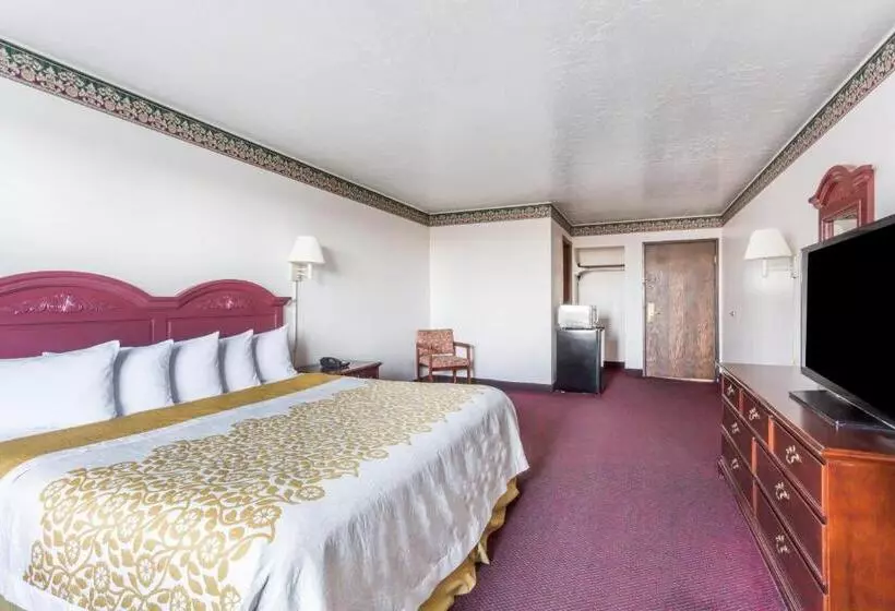 酒店 Days Inn By Wyndham Evanston Wy