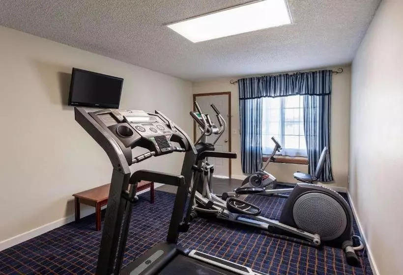 酒店 Dragonfly Inn And Suites