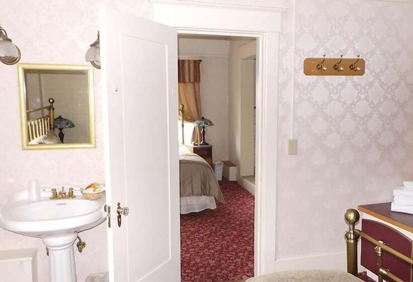 בית מלון כפרי Van Gilder