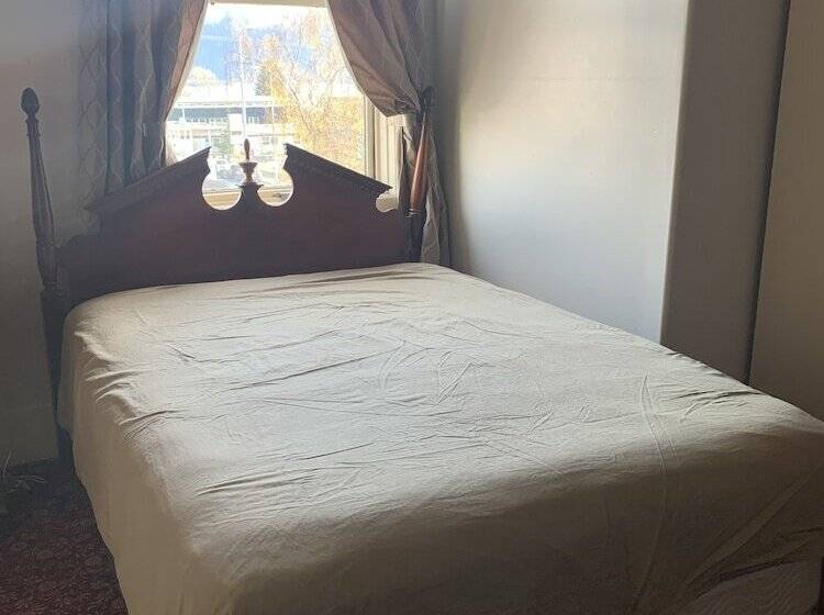 בית מלון כפרי Van Gilder