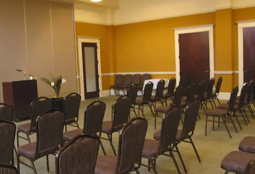 Отель Washington Inn