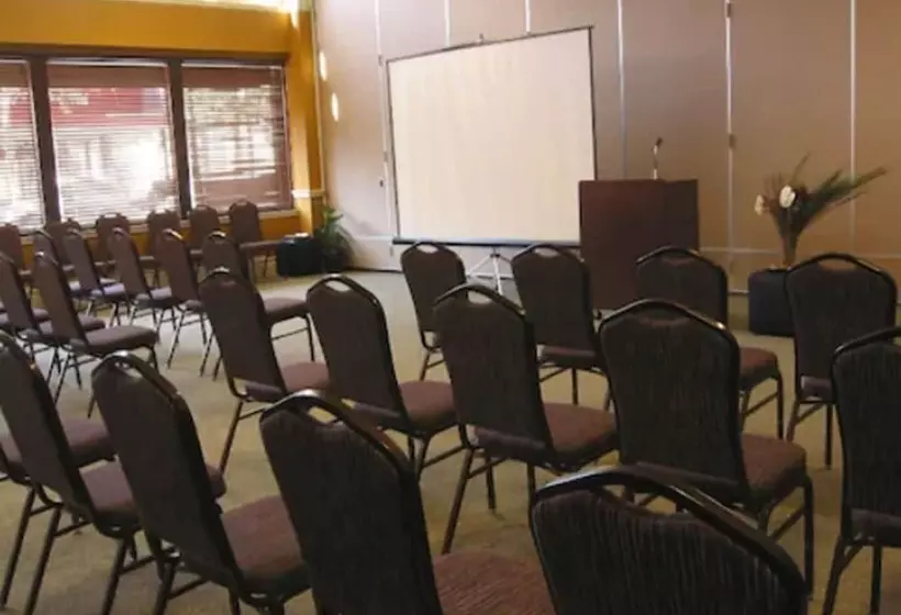 Отель Washington Inn