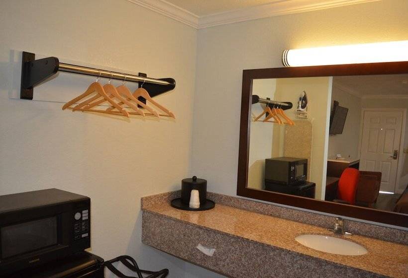 Otel Welcome Inn Corona