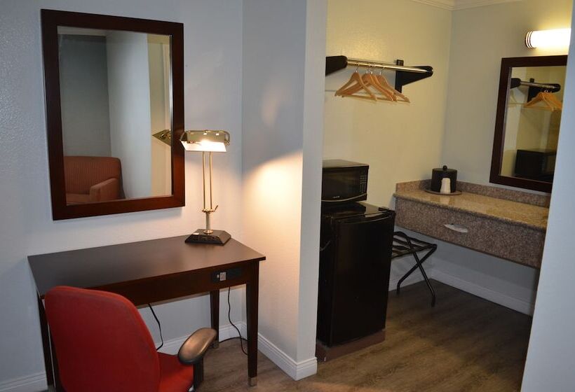 Otel Welcome Inn Corona