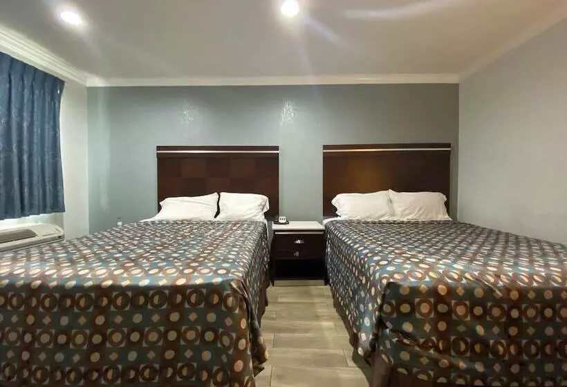 ホテル Welcome Inn Corona