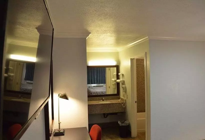 ホテル Welcome Inn Corona