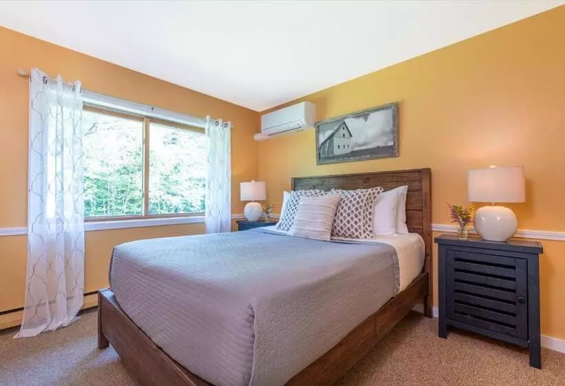 ホテル White Horse Lodge