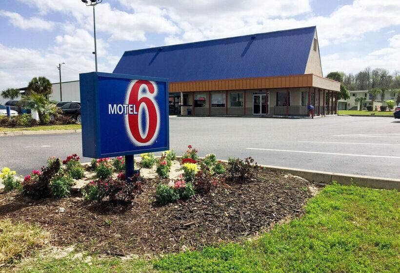 ホテル Red Roof Inn Wildwood, Fl The Villages