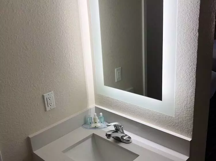 Мотель Quality Inn