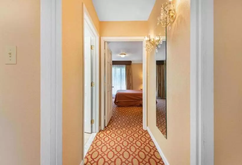 مُتل Village Haven Inn & Extended Stay