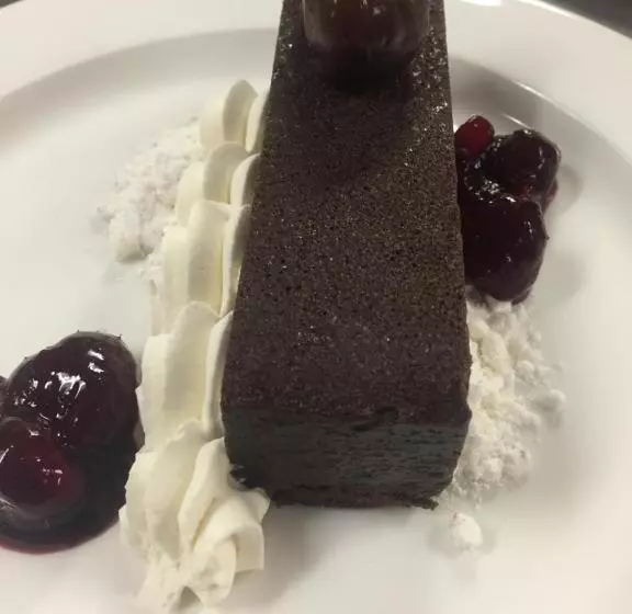 White Mountain Hotel And Resort