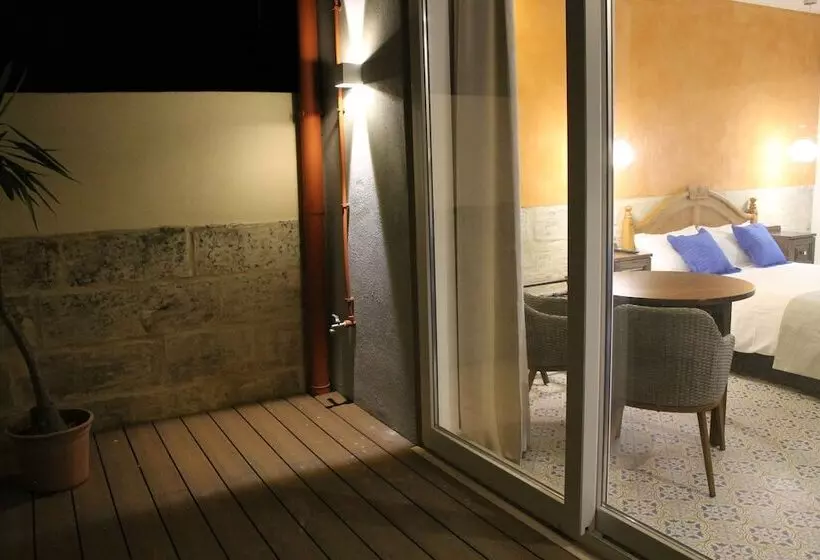 تختخواب و صبحانه Palazzino Nina Boutique