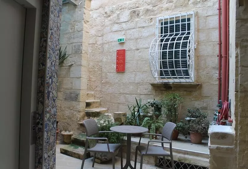 تختخواب و صبحانه Palazzino Nina Boutique