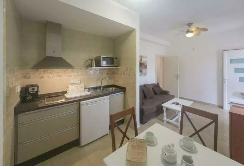 Es Garrovers  Formentera Break