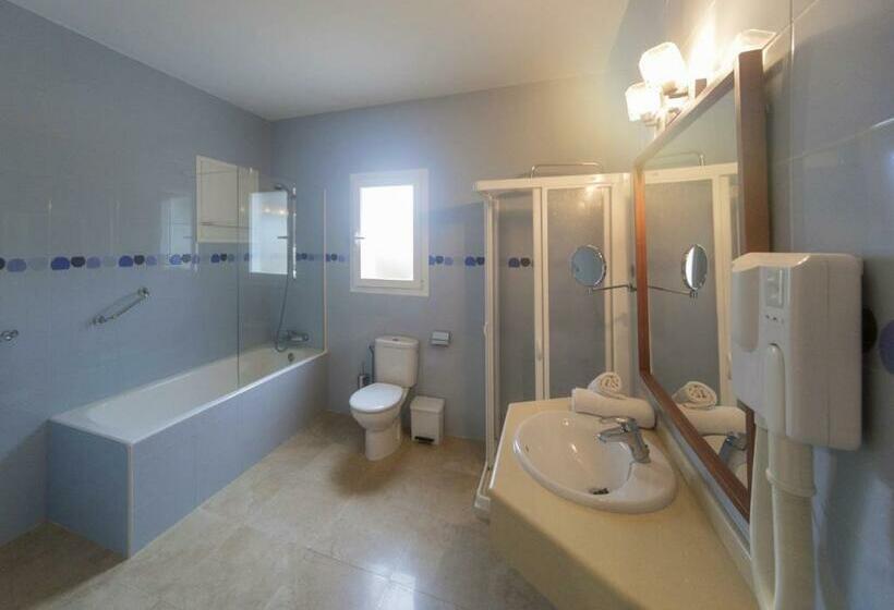 Es Garrovers  Formentera Break