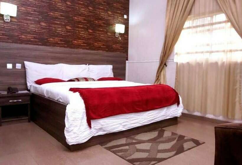 هتل Arriva Suites