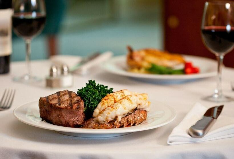 هتل Arriva Suites