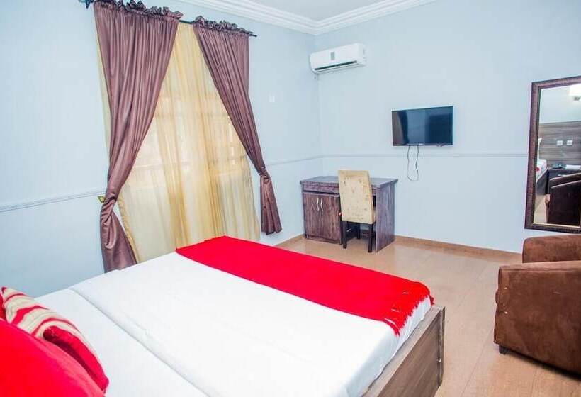 هتل Arriva Suites